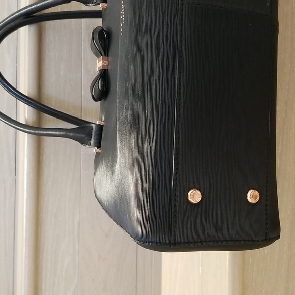Ted Baker Epi Callaa Bow Detailed Shopper Black Leather Shoulder Bag - Picture 9 of 12
